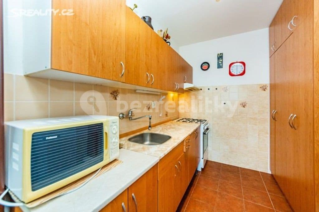 2 bedroom with open-plan kitchen flat to rent, 55 m², Bohúňova, Prague, Prague 2 bedroom with open-plan kitchen flat to rent, 55 m², Bohúňova, Prague, Prague