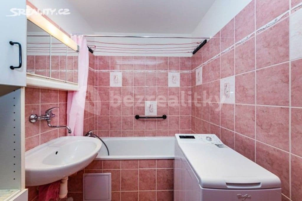 2 bedroom with open-plan kitchen flat to rent, 55 m², Bohúňova, Prague, Prague 2 bedroom with open-plan kitchen flat to rent, 55 m², Bohúňova, Prague, Prague