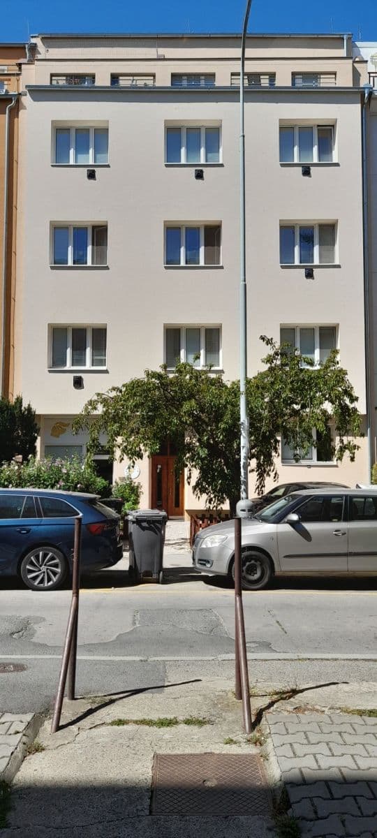 Studio flat to rent, 30 m², Počátecká, Prague, Prague Studio flat to rent, 30 m², Počátecká, Prague, Prague