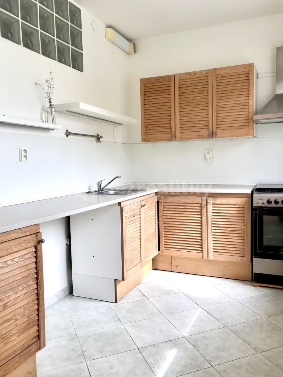 2 bedroom flat to rent, 52 m², Na Vrcholu, Prague, Prague 2 bedroom flat to rent, 52 m², Na Vrcholu, Prague, Prague