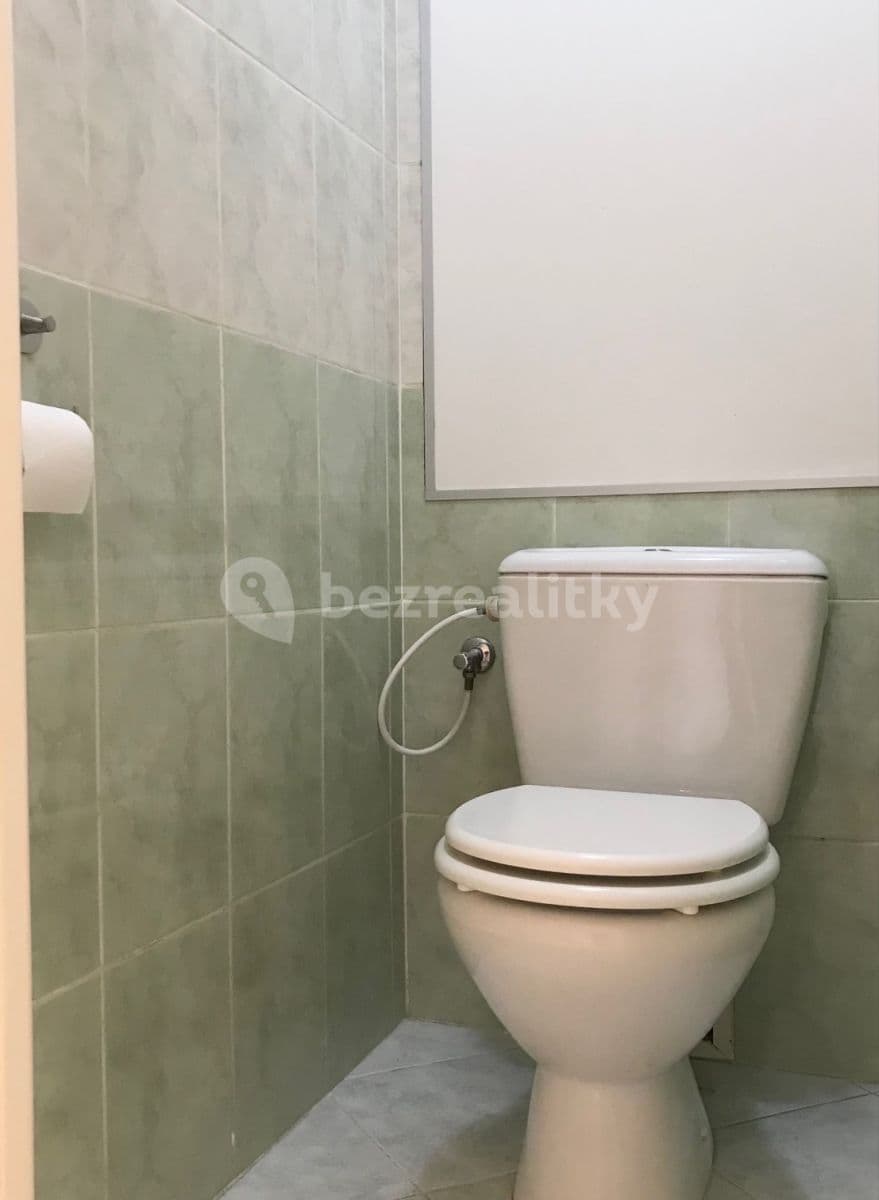 2 bedroom flat to rent, 52 m², Na Vrcholu, Prague, Prague 2 bedroom flat to rent, 52 m², Na Vrcholu, Prague, Prague