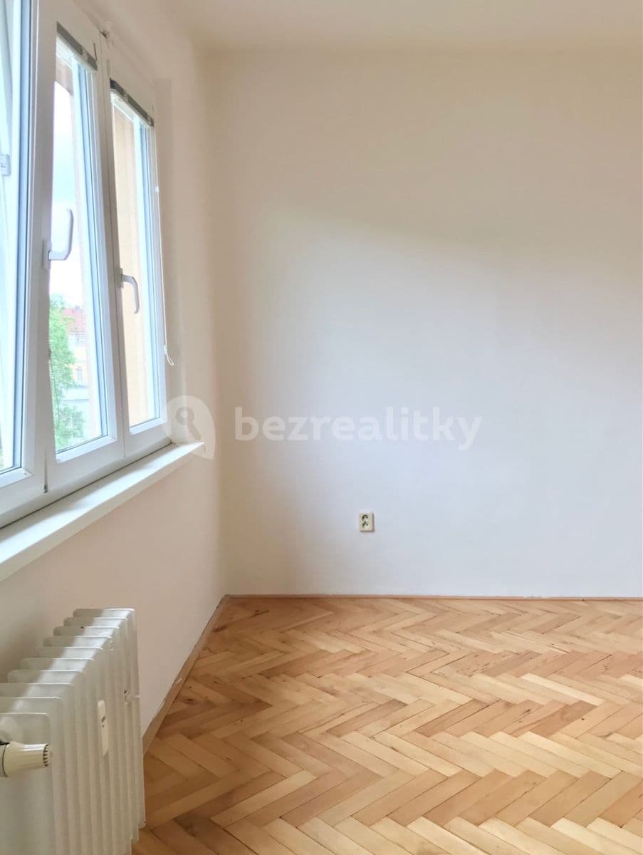 2 bedroom flat to rent, 52 m², Na Vrcholu, Prague, Prague 2 bedroom flat to rent, 52 m², Na Vrcholu, Prague, Prague