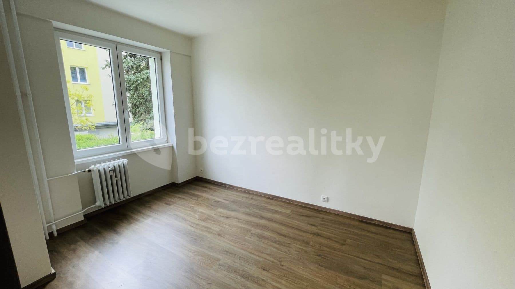 1 bedroom with open-plan kitchen flat to rent, 45 m², Buzulucká, Teplice, Ústecký Region 1 bedroom with open-plan kitchen flat to rent, 45 m², Buzulucká, Teplice, Ústecký Region
