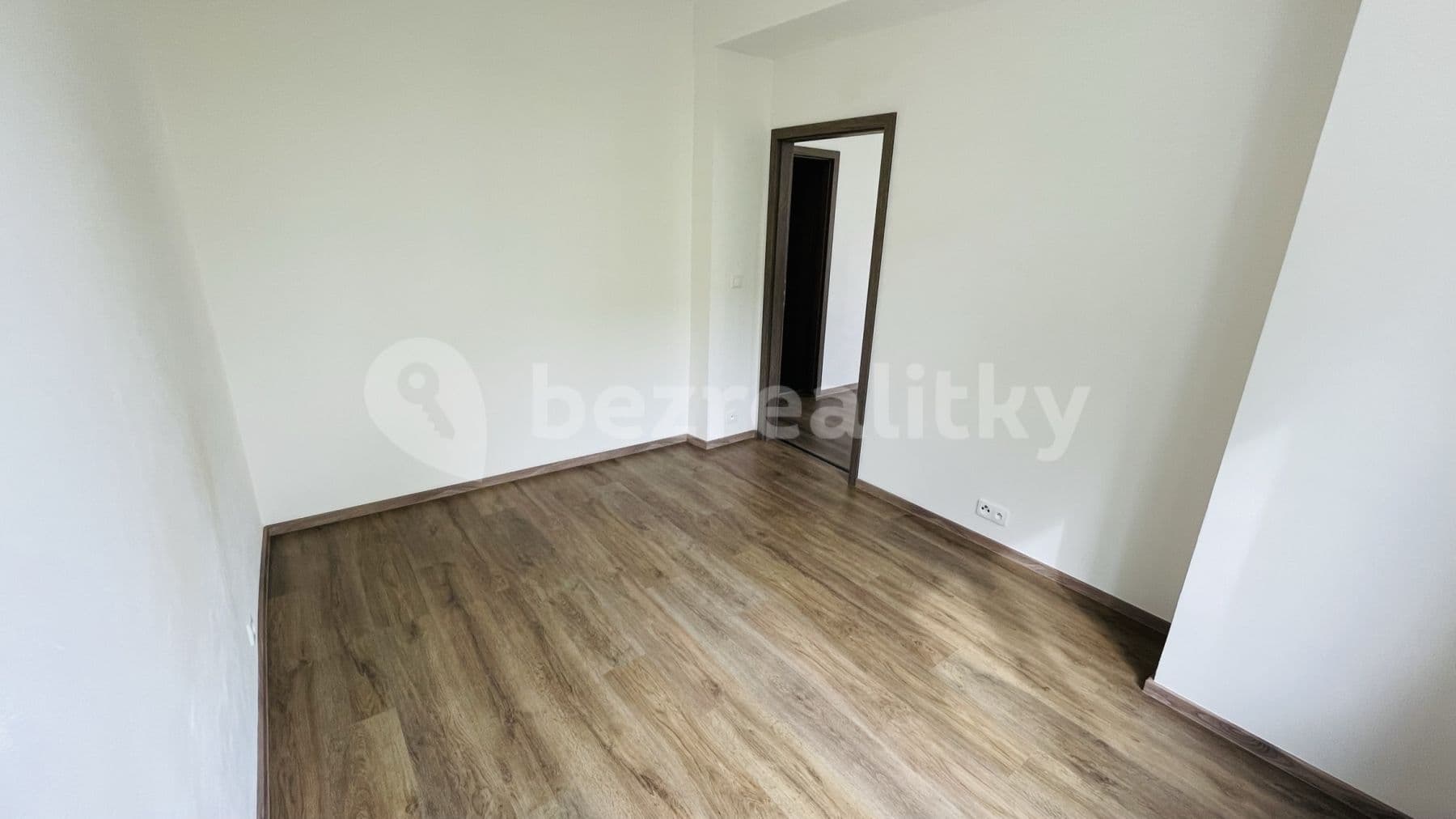 1 bedroom with open-plan kitchen flat to rent, 45 m², Buzulucká, Teplice, Ústecký Region 1 bedroom with open-plan kitchen flat to rent, 45 m², Buzulucká, Teplice, Ústecký Region