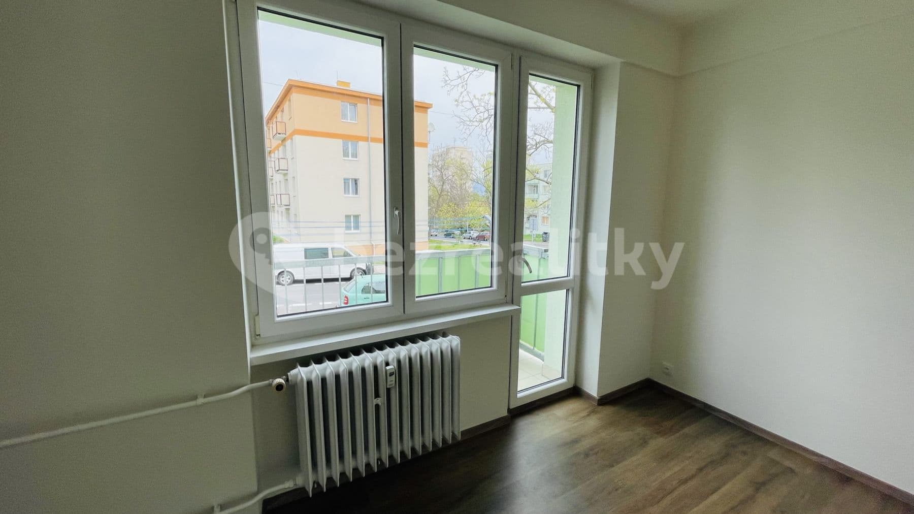 1 bedroom with open-plan kitchen flat to rent, 45 m², Buzulucká, Teplice, Ústecký Region 1 bedroom with open-plan kitchen flat to rent, 45 m², Buzulucká, Teplice, Ústecký Region