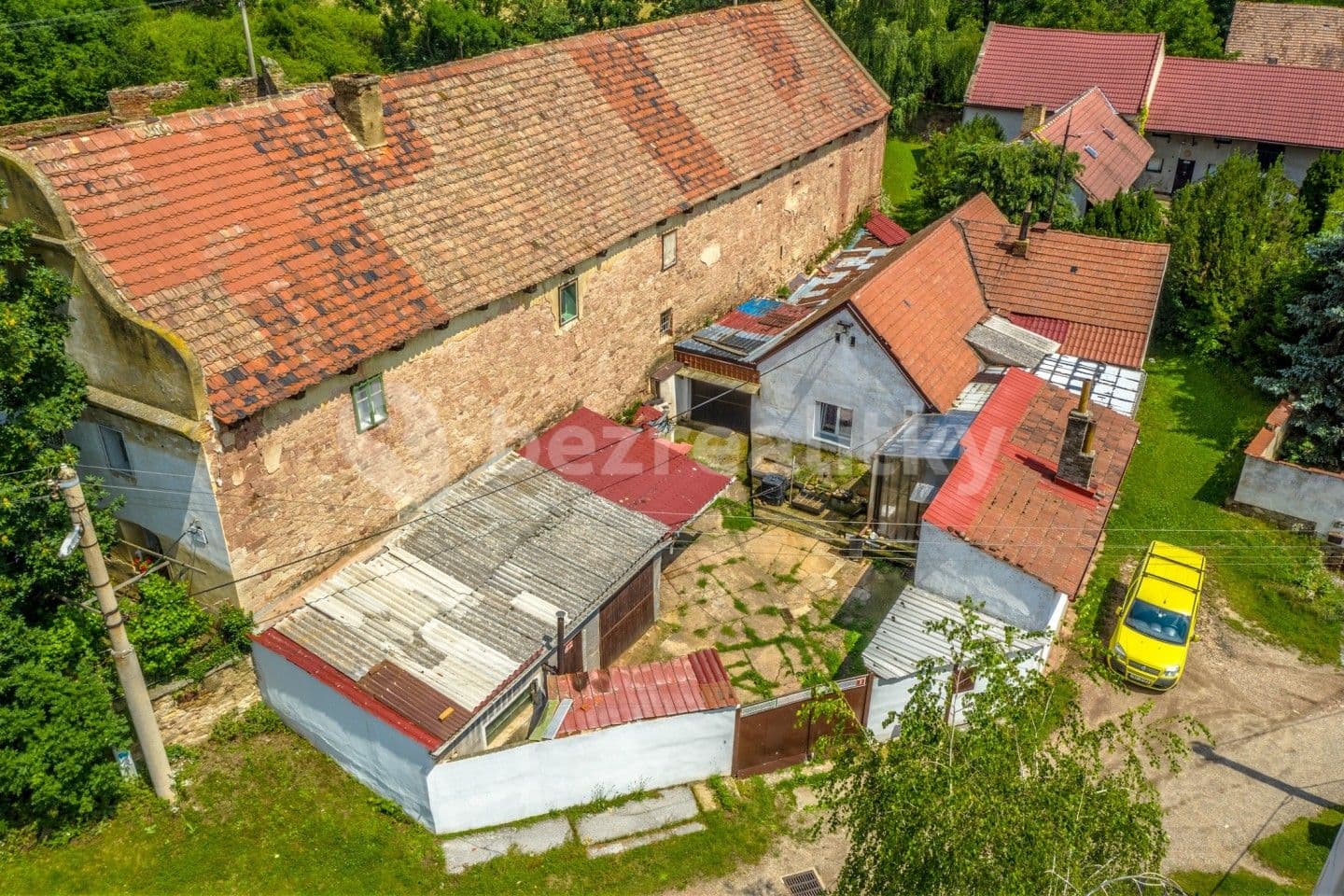 house for sale, 193 m², Černuc, Středočeský Region