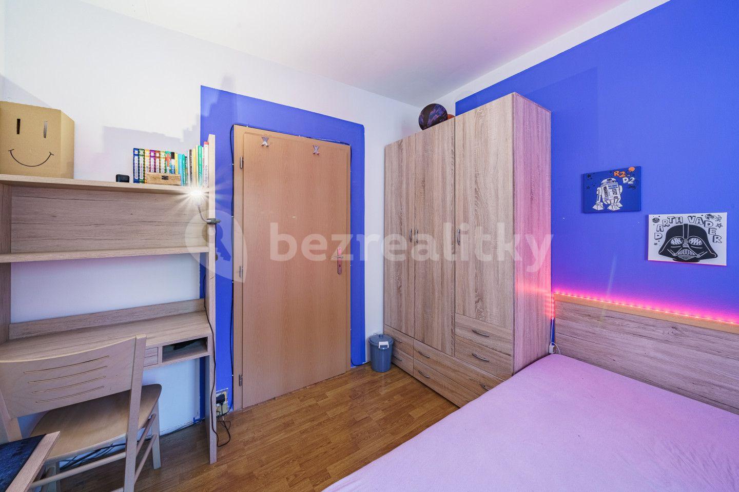 4 bedroom flat for sale, 82 m², Do Zátiší, Cheb, Karlovarský Region