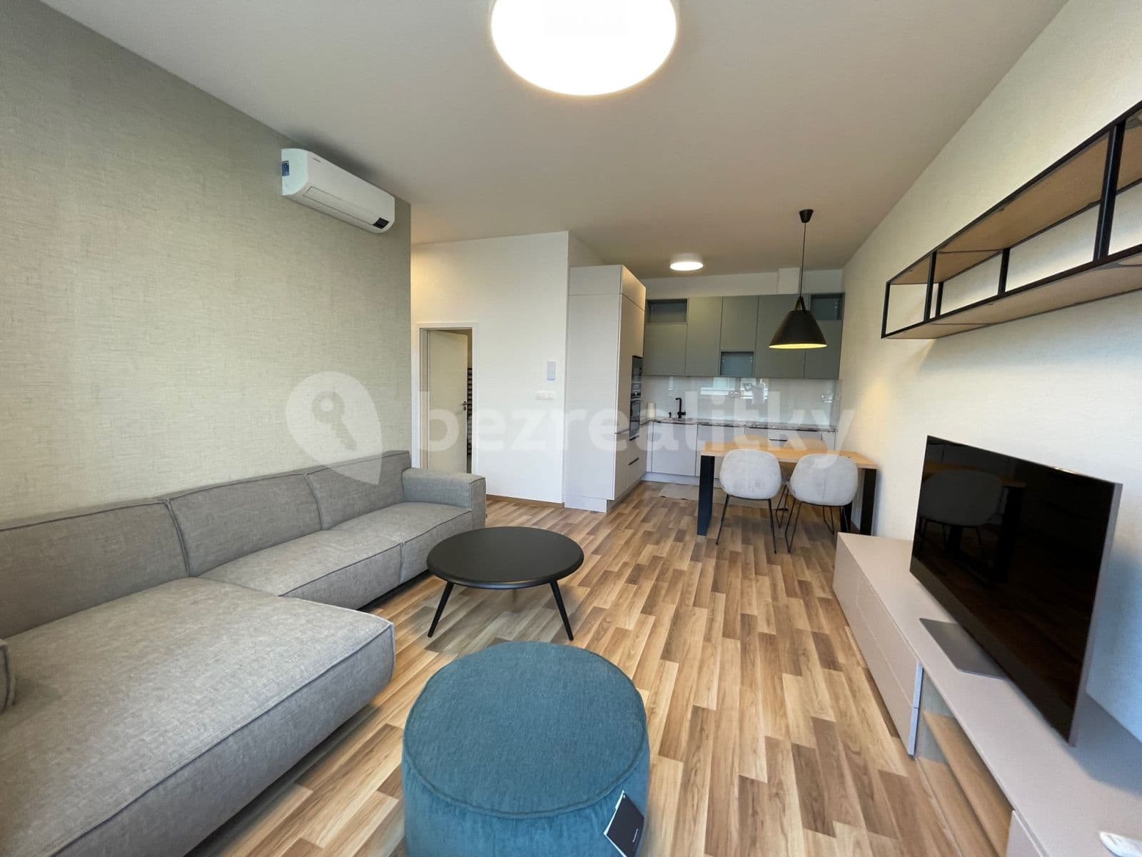 2 bedroom flat to rent, 52 m², Tomášikova, Ružinov, Bratislavský Region 2 bedroom flat to rent, 52 m², Tomášikova, Ružinov, Bratislavský Region