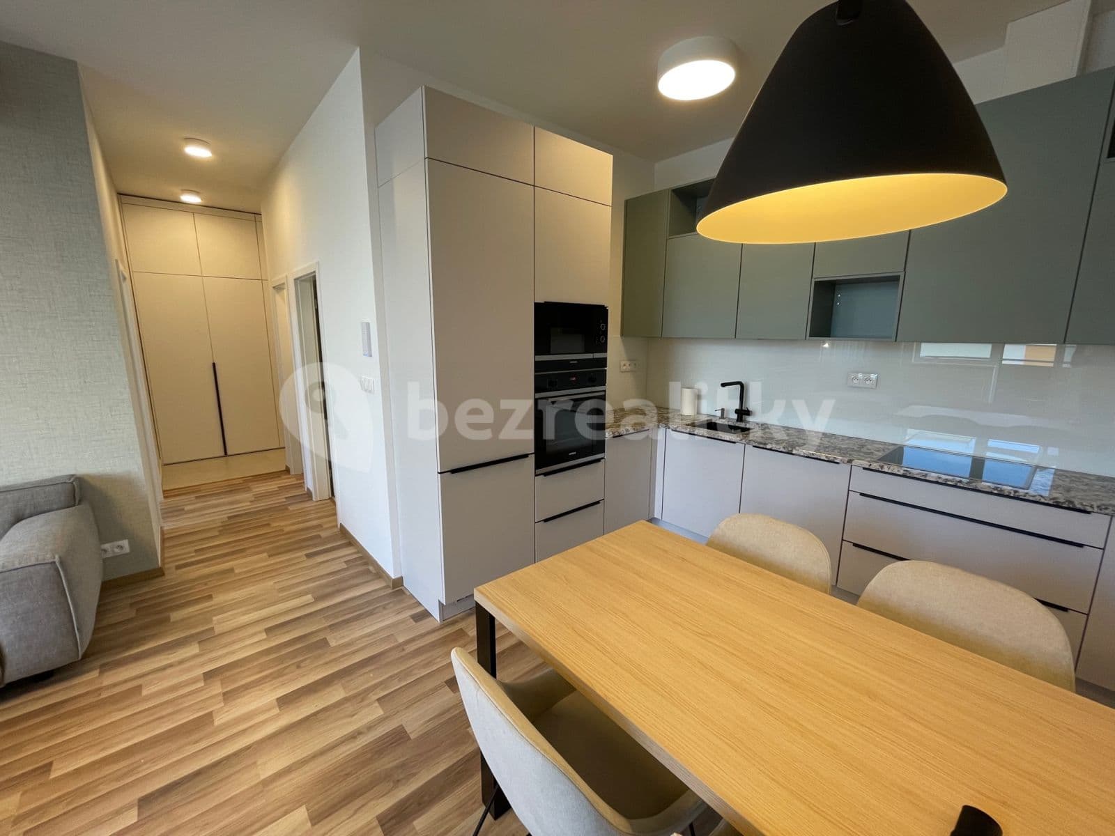 2 bedroom flat to rent, 52 m², Tomášikova, Ružinov, Bratislavský Region 2 bedroom flat to rent, 52 m², Tomášikova, Ružinov, Bratislavský Region