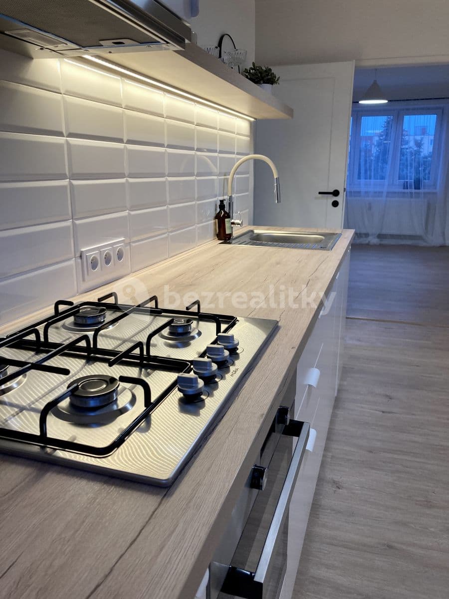 2 bedroom flat to rent, 57 m², Jaroslava Foglara, Kladno, Středočeský Region 2 bedroom flat to rent, 57 m², Jaroslava Foglara, Kladno, Středočeský Region