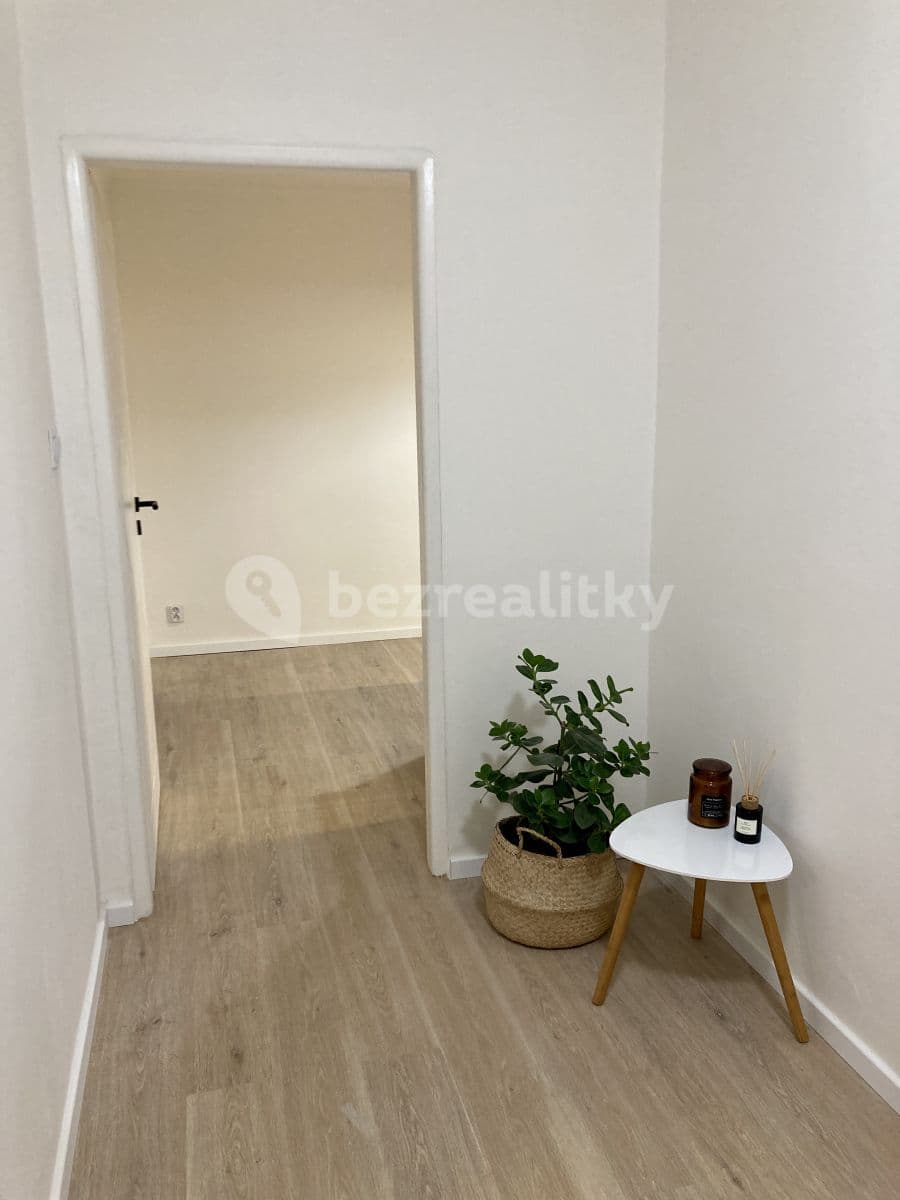 2 bedroom flat to rent, 57 m², Jaroslava Foglara, Kladno, Středočeský Region 2 bedroom flat to rent, 57 m², Jaroslava Foglara, Kladno, Středočeský Region