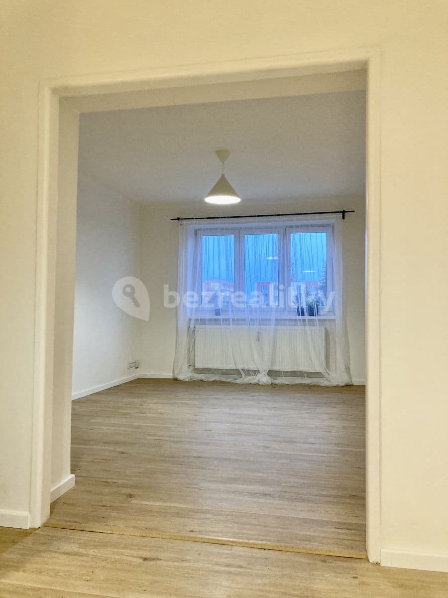 2 bedroom flat to rent, 57 m², Jaroslava Foglara, Kladno, Středočeský Region 2 bedroom flat to rent, 57 m², Jaroslava Foglara, Kladno, Středočeský Region
