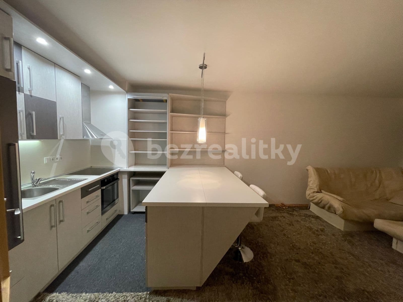 Studio flat to rent, 51 m², Prague, Prague