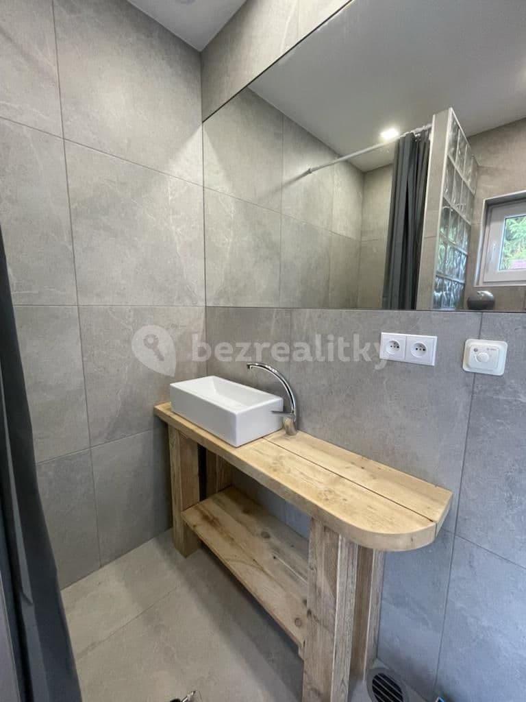 house to rent, 80 m², Mokrovraty, Středočeský Region house to rent, 80 m², Mokrovraty, Středočeský Region