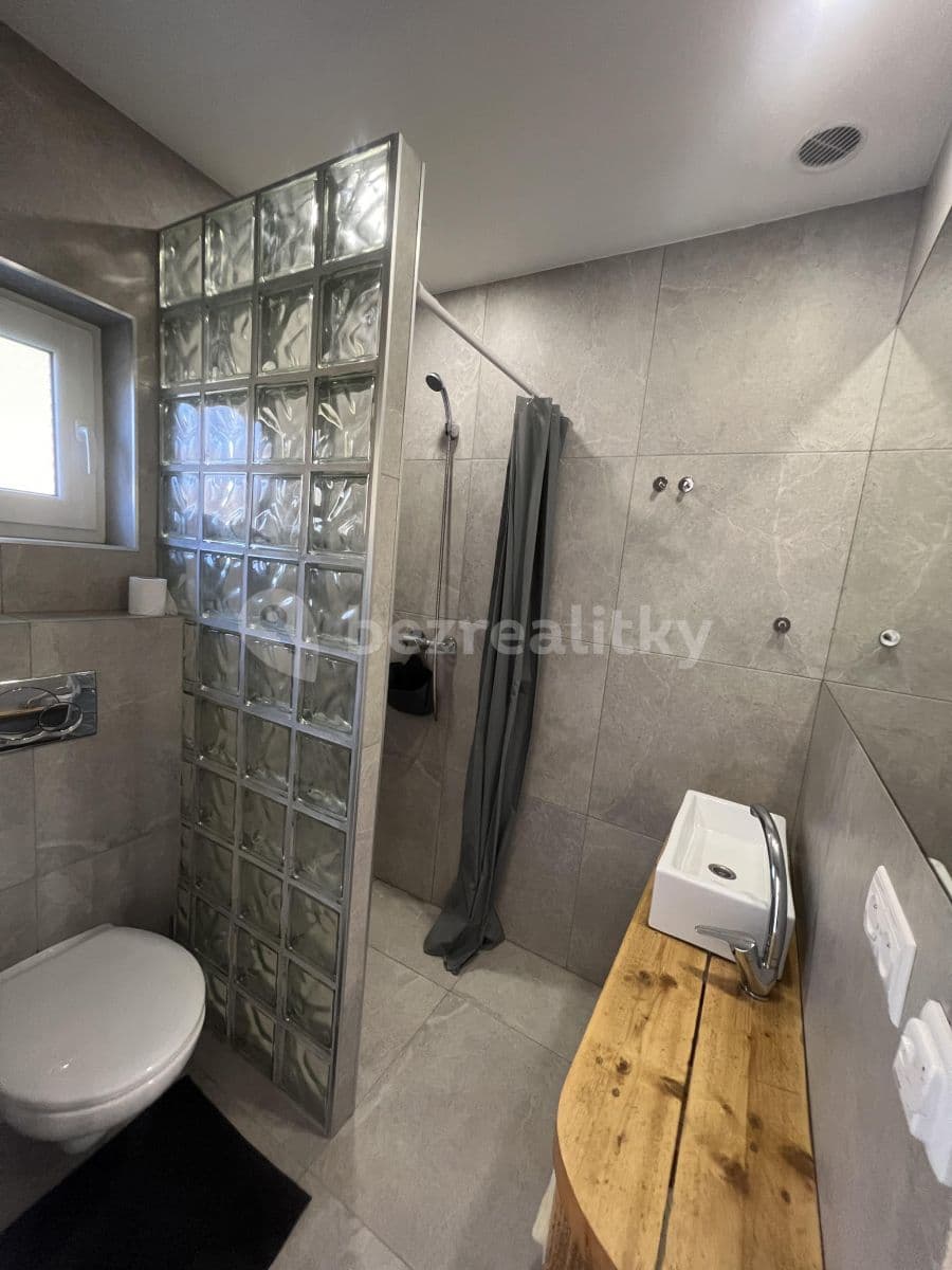 house to rent, 80 m², Mokrovraty, Středočeský Region house to rent, 80 m², Mokrovraty, Středočeský Region