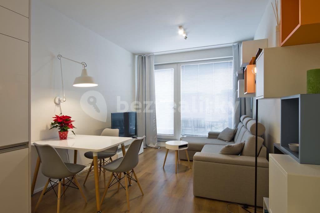 1 bedroom with open-plan kitchen flat to rent, 51 m², Geologická, Prague, Prague 1 bedroom with open-plan kitchen flat to rent, 51 m², Geologická, Prague, Prague