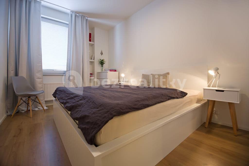 1 bedroom with open-plan kitchen flat to rent, 51 m², Geologická, Prague, Prague 1 bedroom with open-plan kitchen flat to rent, 51 m², Geologická, Prague, Prague