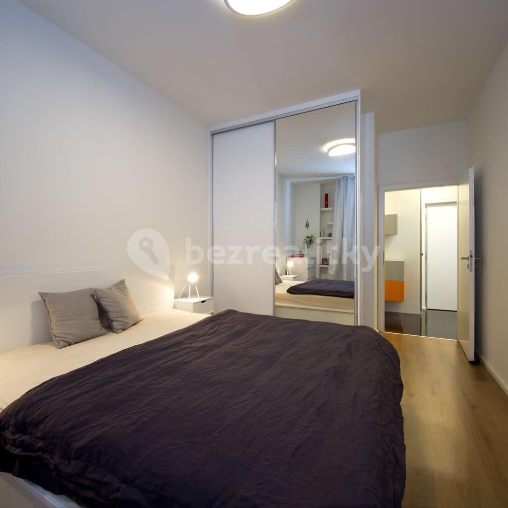 1 bedroom with open-plan kitchen flat to rent, 51 m², Geologická, Prague, Prague 1 bedroom with open-plan kitchen flat to rent, 51 m², Geologická, Prague, Prague