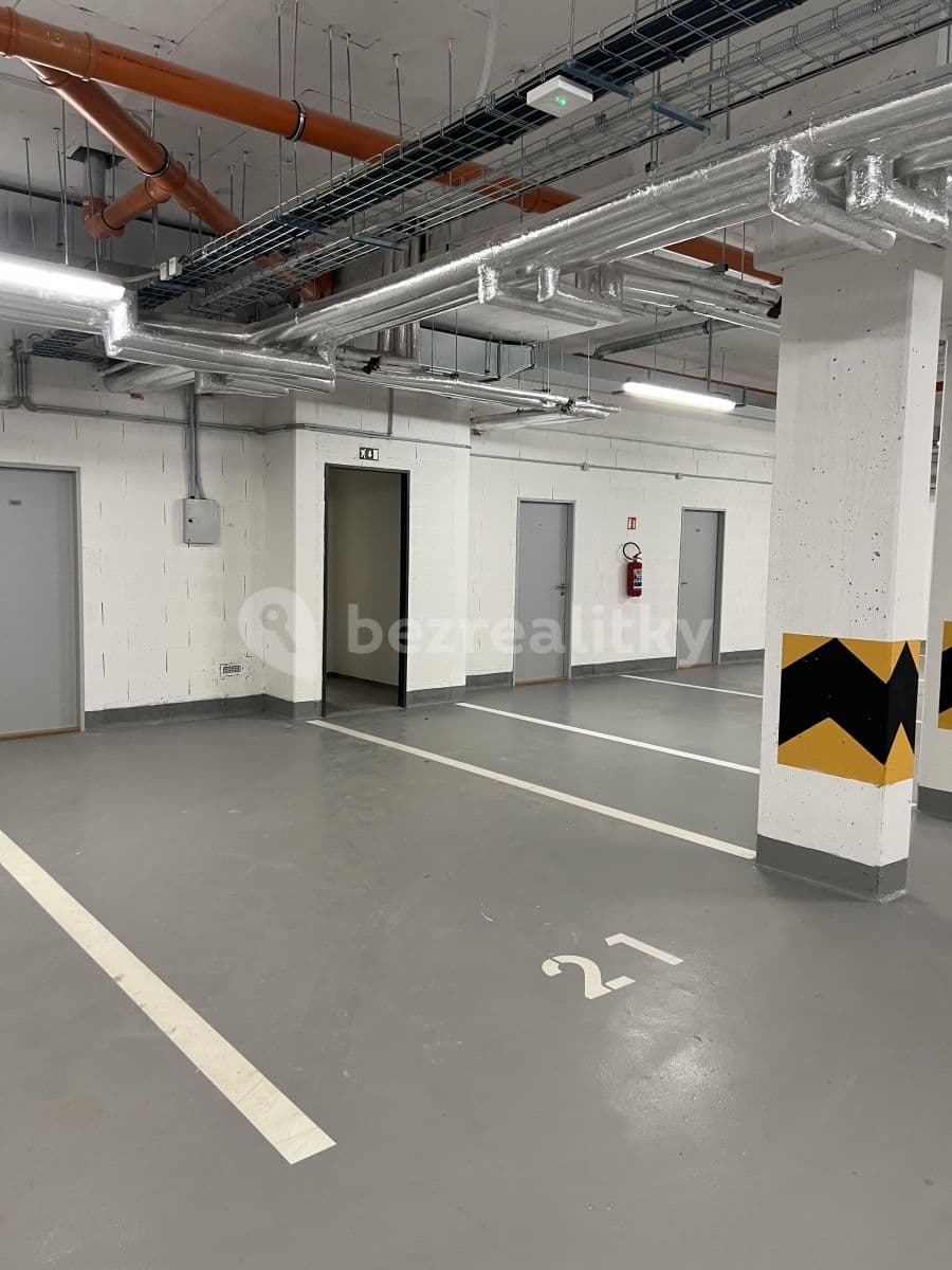 1 bedroom with open-plan kitchen flat to rent, 61 m², Ivana Hlinky, Prague, Prague 1 bedroom with open-plan kitchen flat to rent, 61 m², Ivana Hlinky, Prague, Prague