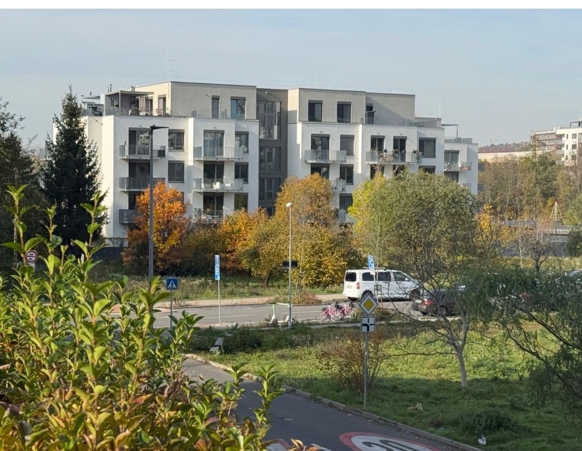 1 bedroom with open-plan kitchen flat to rent, 61 m², Ivana Hlinky, Prague, Prague 1 bedroom with open-plan kitchen flat to rent, 61 m², Ivana Hlinky, Prague, Prague