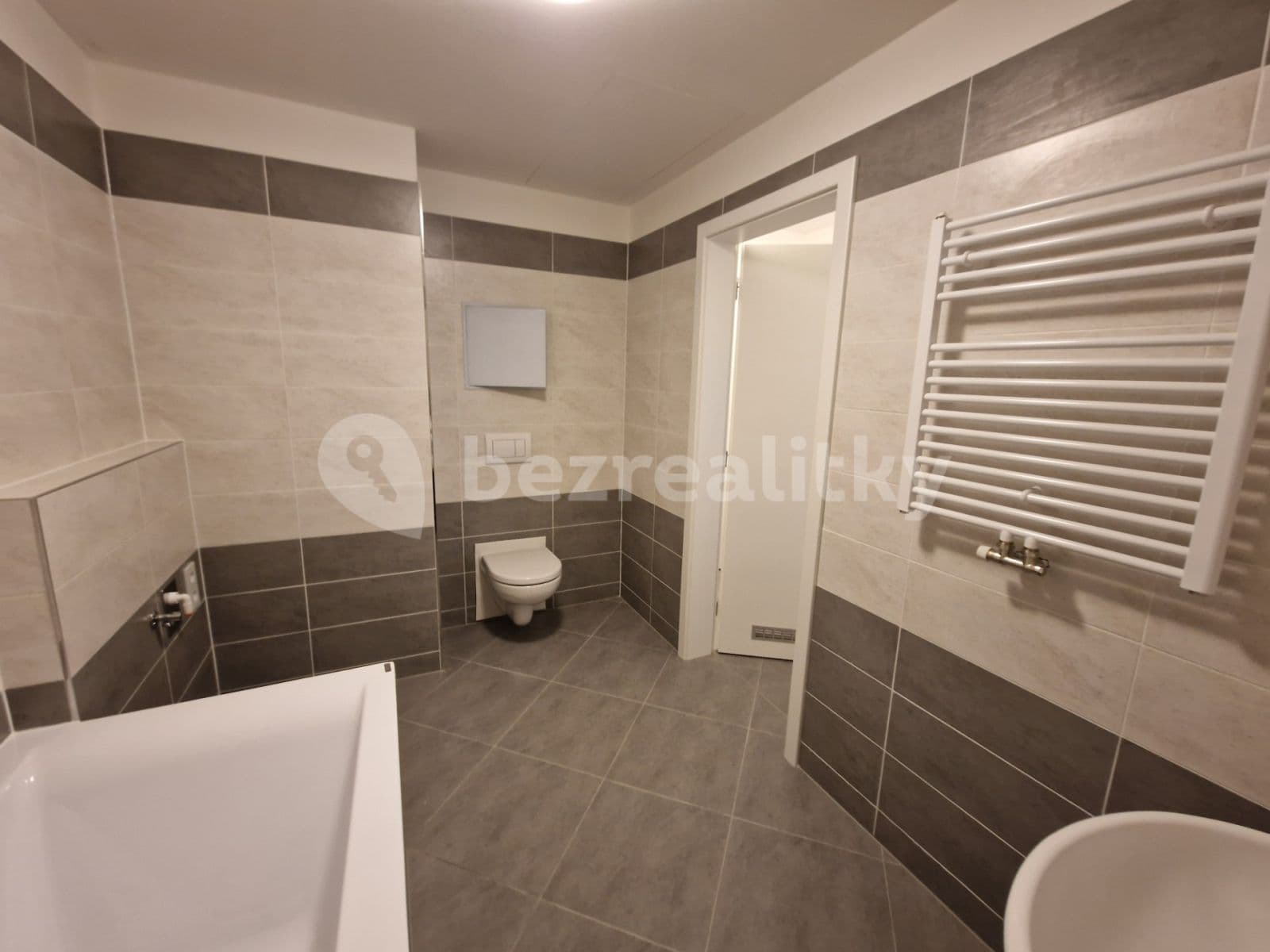 1 bedroom with open-plan kitchen flat to rent, 54 m², Františka Diviše, Prague, Prague 1 bedroom with open-plan kitchen flat to rent, 54 m², Františka Diviše, Prague, Prague