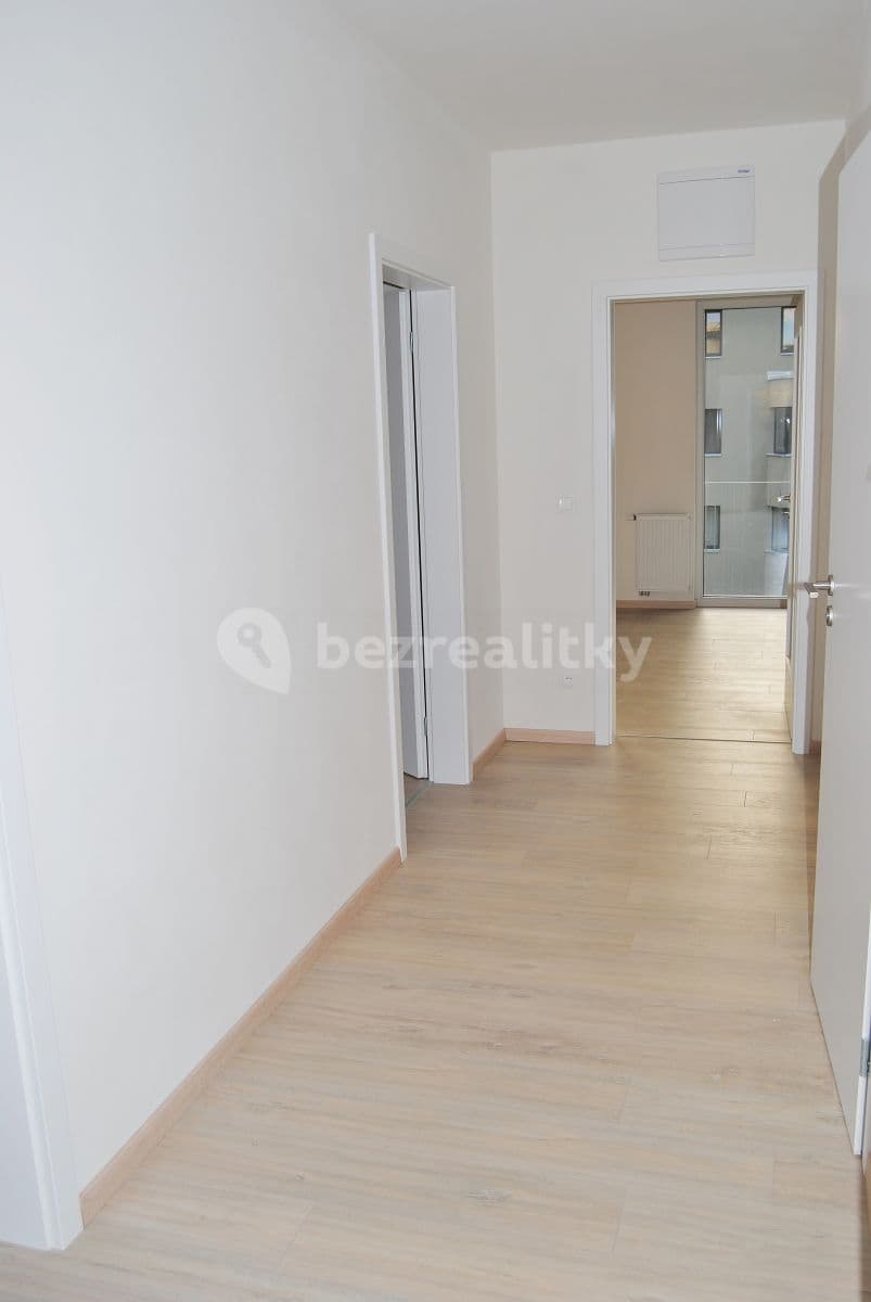 2 bedroom with open-plan kitchen flat to rent, 70 m², V Hliníkách, Chrudim, Pardubický Region 2 bedroom with open-plan kitchen flat to rent, 70 m², V Hliníkách, Chrudim, Pardubický Region