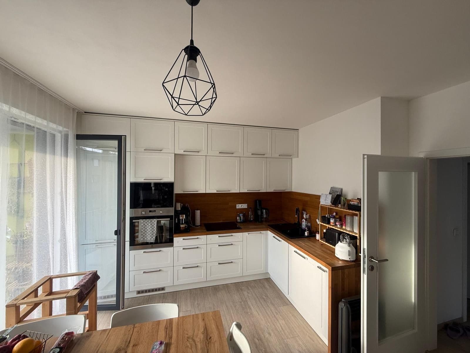 2 bedroom with open-plan kitchen flat to rent, 70 m², V Hliníkách, Chrudim, Pardubický Region 2 bedroom with open-plan kitchen flat to rent, 70 m², V Hliníkách, Chrudim, Pardubický Region