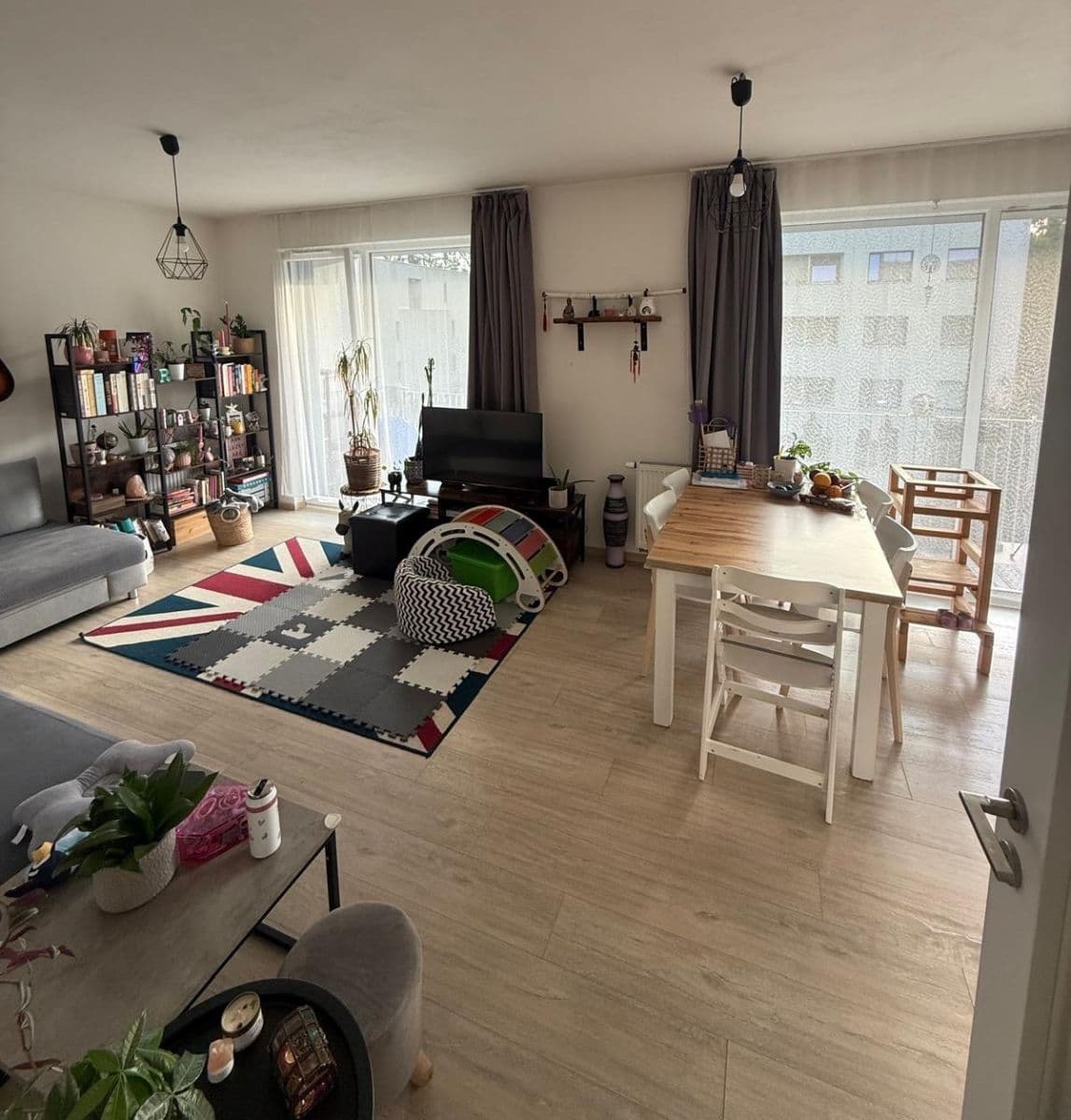 2 bedroom with open-plan kitchen flat to rent, 70 m², V Hliníkách, Chrudim, Pardubický Region 2 bedroom with open-plan kitchen flat to rent, 70 m², V Hliníkách, Chrudim, Pardubický Region