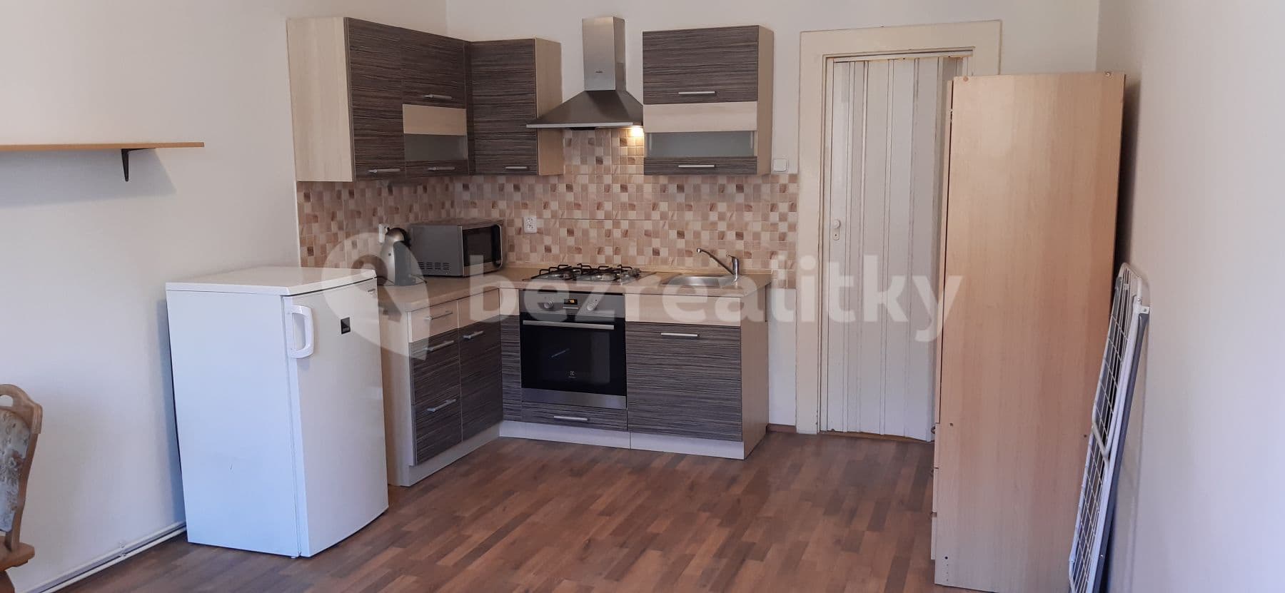 Small studio flat to rent, 30 m², Polská, Prague, Prague Small studio flat to rent, 30 m², Polská, Prague, Prague