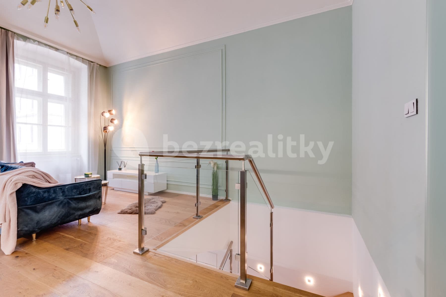 2 bedroom with open-plan kitchen flat to rent, 86 m², Peckova, Prague, Prague 2 bedroom with open-plan kitchen flat to rent, 86 m², Peckova, Prague, Prague