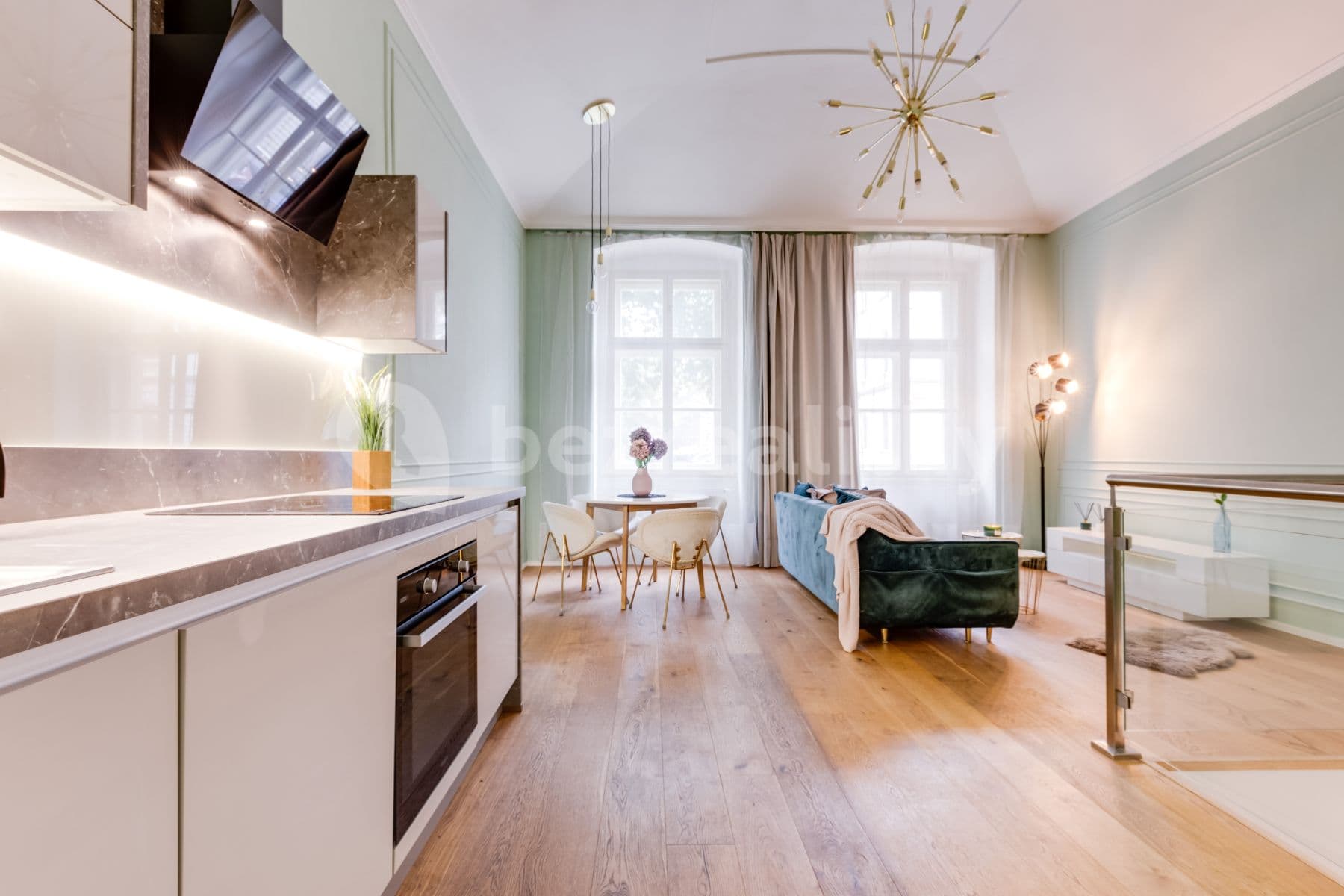 2 bedroom with open-plan kitchen flat to rent, 86 m², Peckova, Prague, Prague 2 bedroom with open-plan kitchen flat to rent, 86 m², Peckova, Prague, Prague