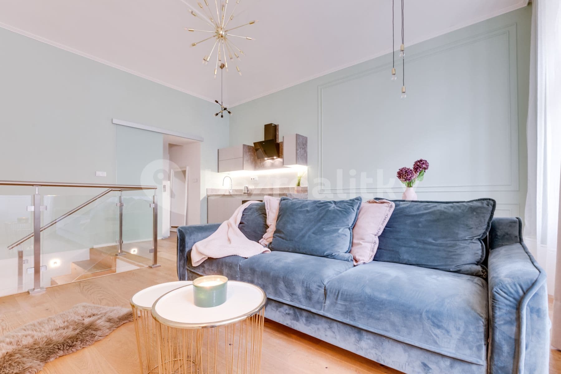 2 bedroom with open-plan kitchen flat to rent, 86 m², Peckova, Prague, Prague 2 bedroom with open-plan kitchen flat to rent, 86 m², Peckova, Prague, Prague