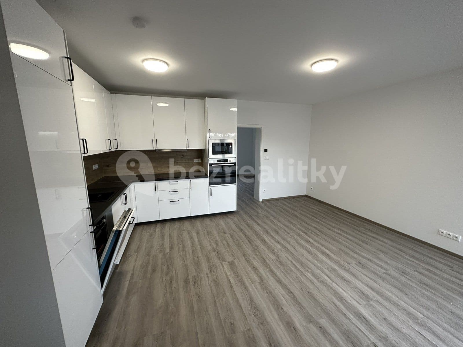 1 bedroom with open-plan kitchen flat to rent, 73 m², Havránkova, Brno, Jihomoravský Region 1 bedroom with open-plan kitchen flat to rent, 73 m², Havránkova, Brno, Jihomoravský Region
