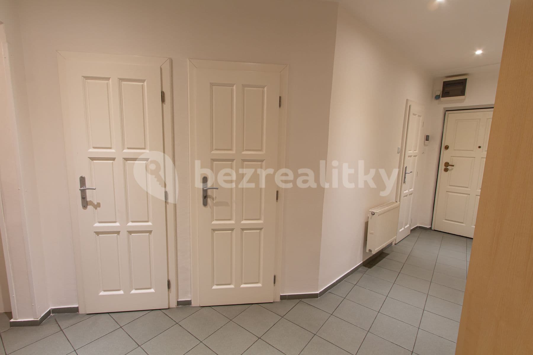3 bedroom flat to rent, 78 m², Velehradská, Prague, Prague 3 bedroom flat to rent, 78 m², Velehradská, Prague, Prague