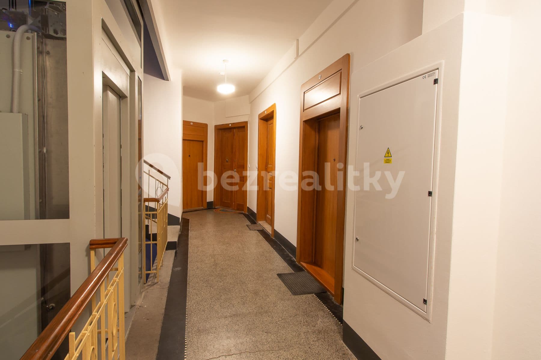 3 bedroom flat to rent, 78 m², Velehradská, Prague, Prague 3 bedroom flat to rent, 78 m², Velehradská, Prague, Prague