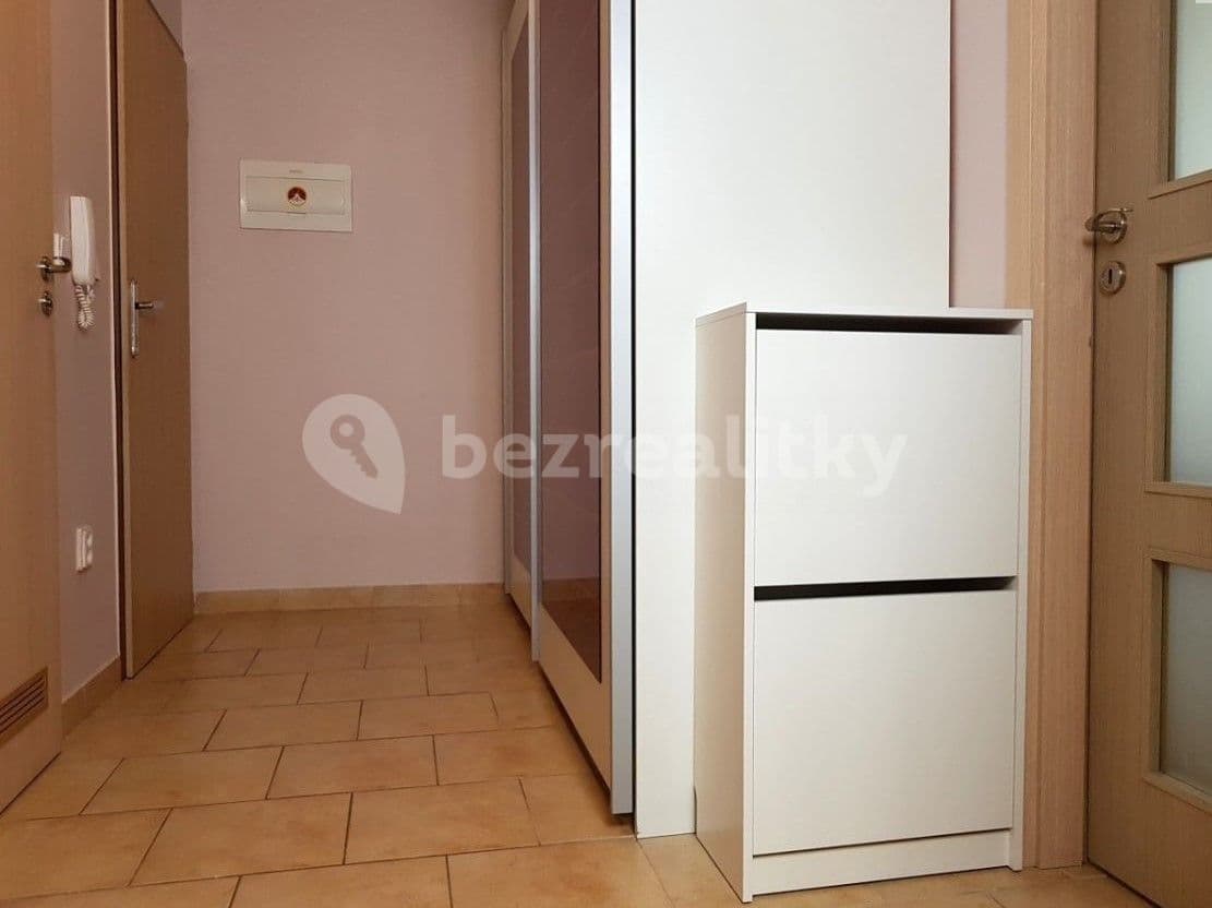 1 bedroom with open-plan kitchen flat to rent, 49 m², Voskovcova, Olomouc, Olomoucký Region 1 bedroom with open-plan kitchen flat to rent, 49 m², Voskovcova, Olomouc, Olomoucký Region
