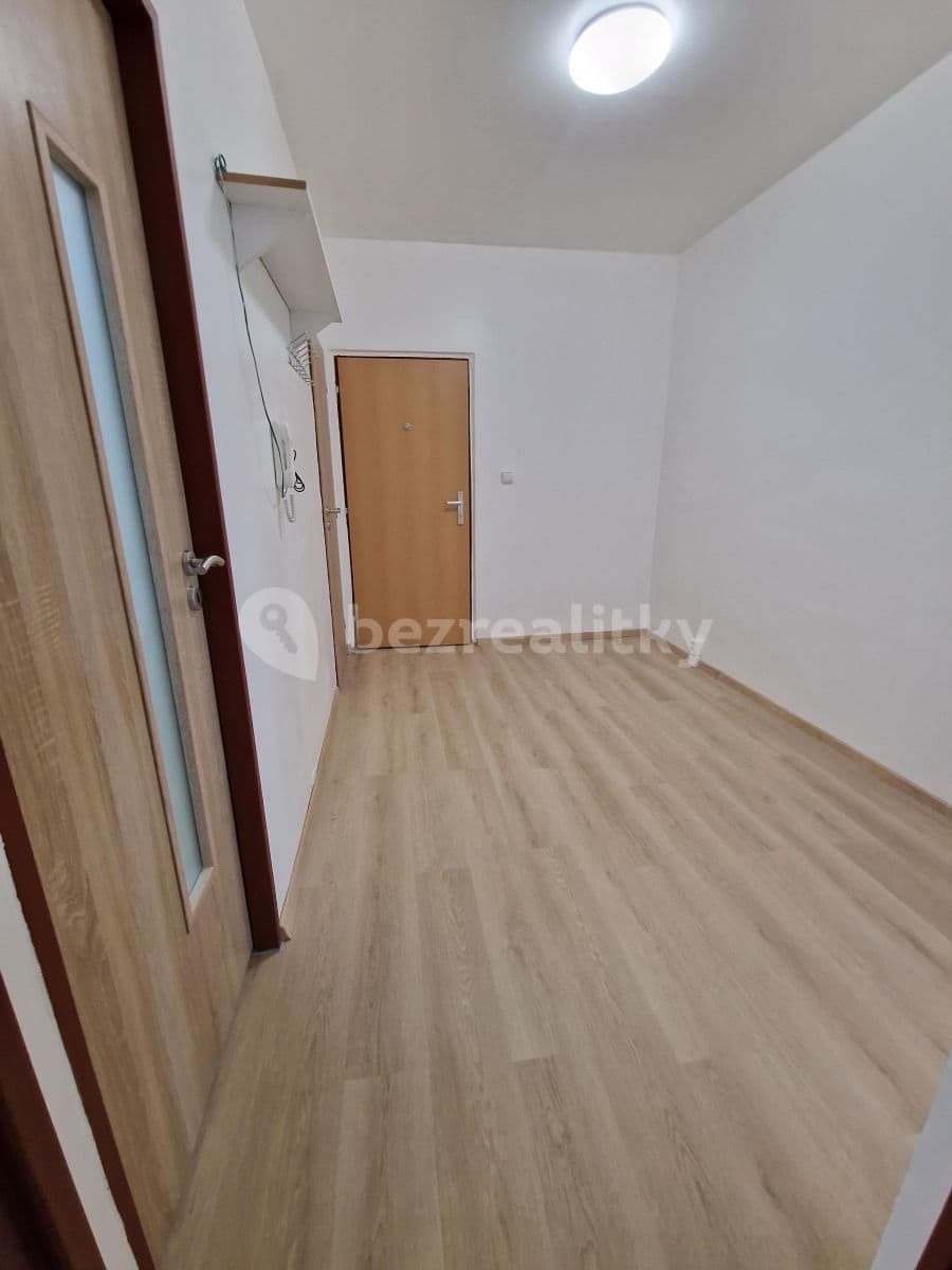 3 bedroom flat to rent, 68 m², Fučíkova, Planá, Plzeňský Region