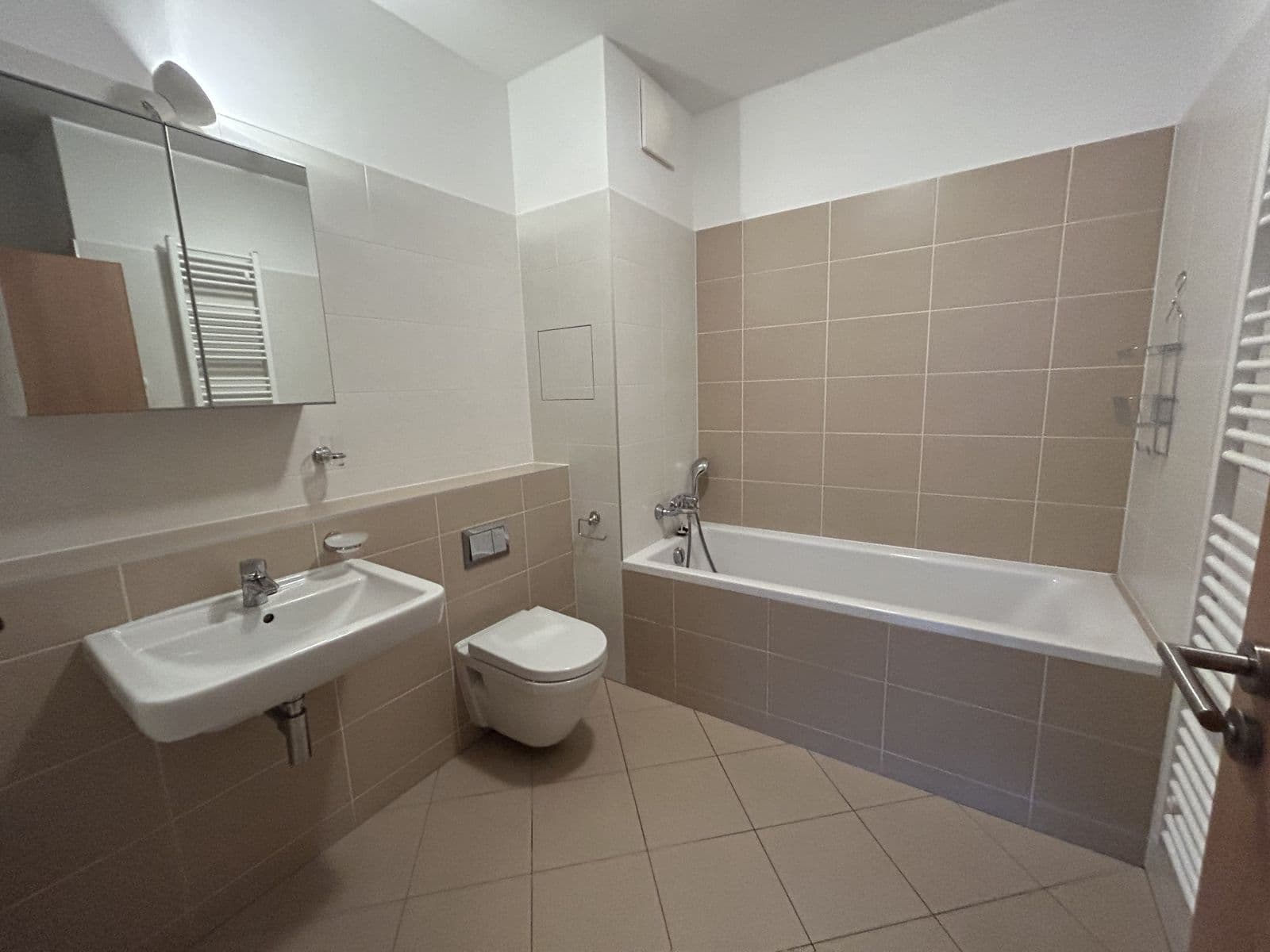1 bedroom with open-plan kitchen flat for sale, 60 m², Kurta Konráda, Prague, Prague 1 bedroom with open-plan kitchen flat for sale, 60 m², Kurta Konráda, Prague, Prague