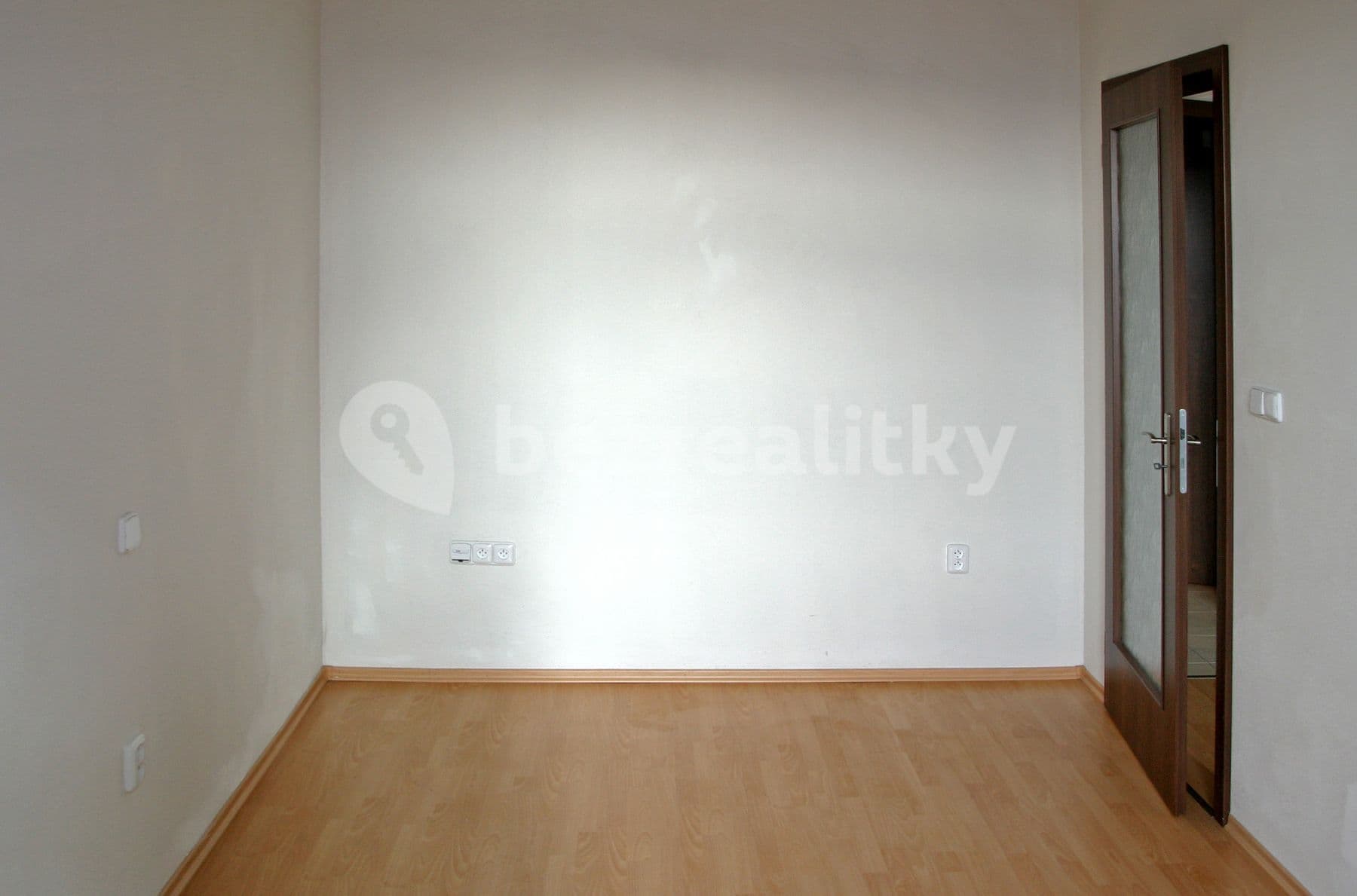 1 bedroom with open-plan kitchen flat to rent, 36 m², Resselovo náměstí, Chrudim, Pardubický Region 1 bedroom with open-plan kitchen flat to rent, 36 m², Resselovo náměstí, Chrudim, Pardubický Region