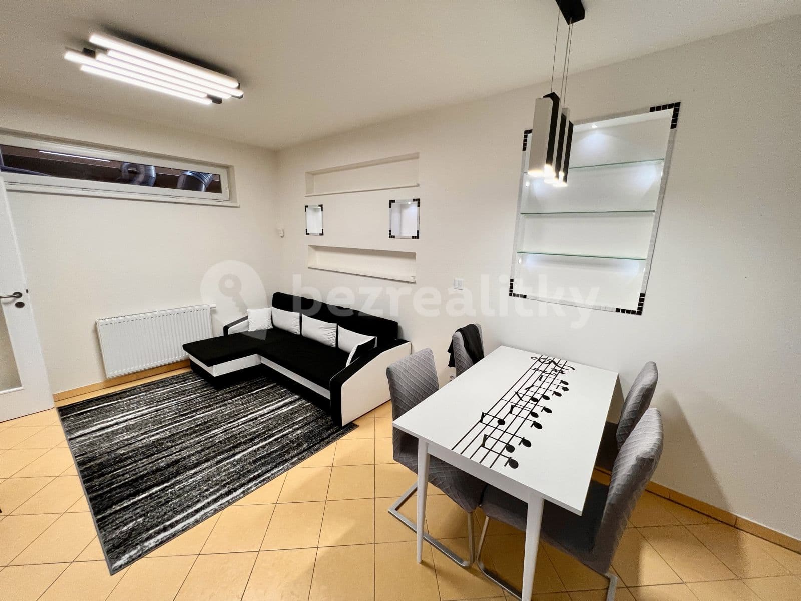 1 bedroom with open-plan kitchen flat to rent, 56 m², Slévačská, Prague, Prague 1 bedroom with open-plan kitchen flat to rent, 56 m², Slévačská, Prague, Prague