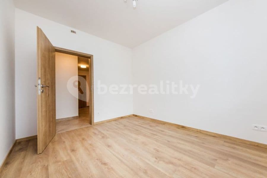 1 bedroom with open-plan kitchen flat to rent, 47 m², Šífařská, Prague, Prague 1 bedroom with open-plan kitchen flat to rent, 47 m², Šífařská, Prague, Prague