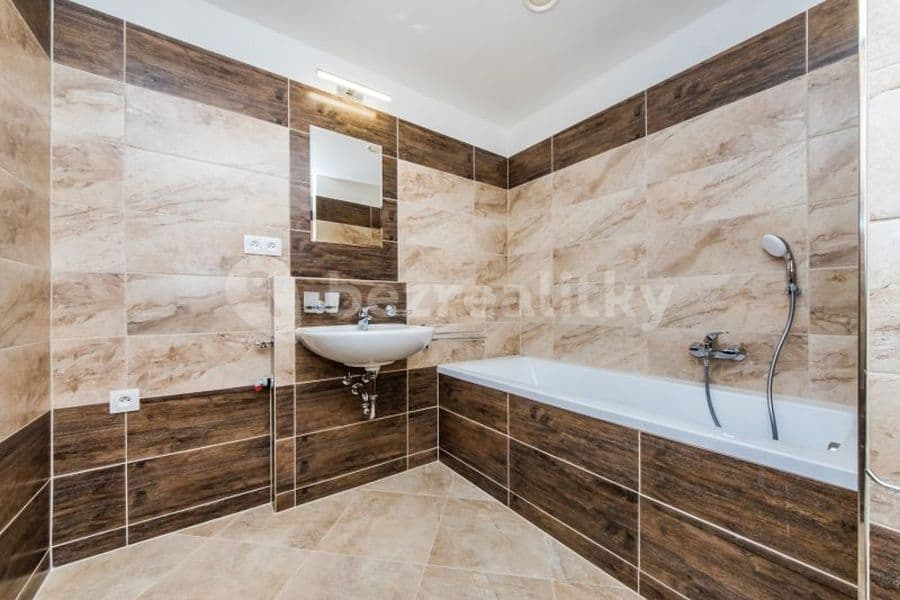 1 bedroom with open-plan kitchen flat to rent, 47 m², Šífařská, Prague, Prague 1 bedroom with open-plan kitchen flat to rent, 47 m², Šífařská, Prague, Prague