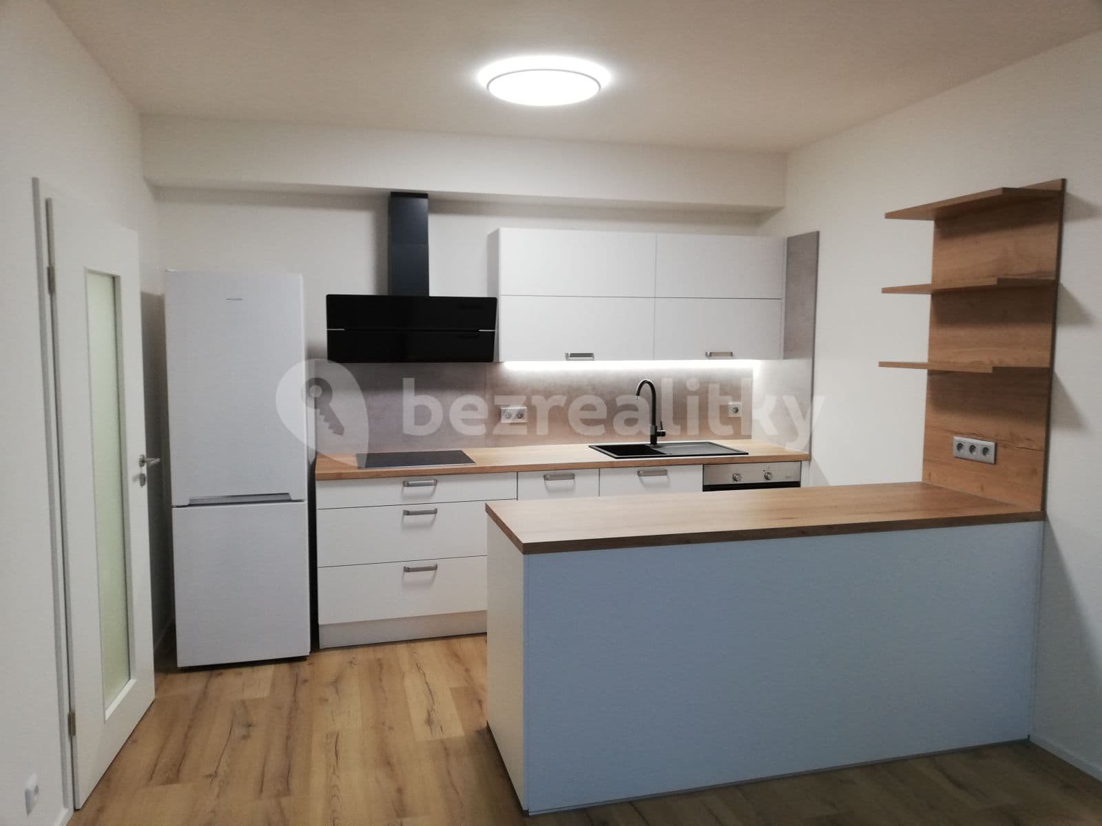 1 bedroom with open-plan kitchen flat to rent, 62 m², Na Náhonu, Beroun, Středočeský Region 1 bedroom with open-plan kitchen flat to rent, 62 m², Na Náhonu, Beroun, Středočeský Region