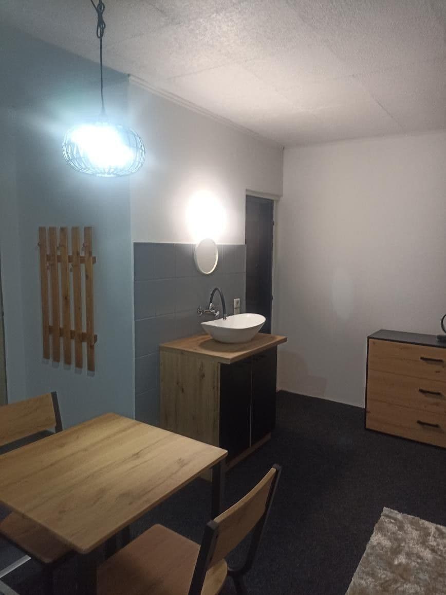 Studio flat to rent, 25 m², Záryby, Středočeský Region Studio flat to rent, 25 m², Záryby, Středočeský Region