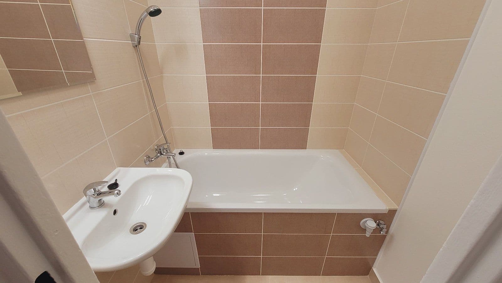 2 bedroom flat to rent, 54 m², Cihelní, Karviná, Moravskoslezský Region 2 bedroom flat to rent, 54 m², Cihelní, Karviná, Moravskoslezský Region