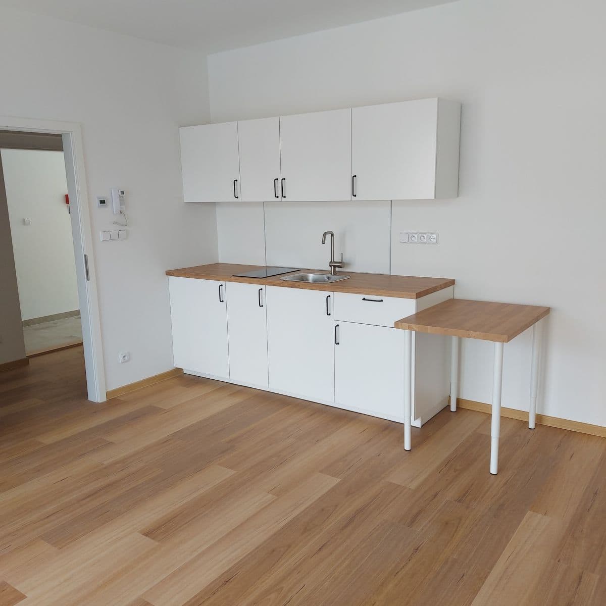 Studio flat to rent, 40 m², Horova, Brno, Jihomoravský Region Studio flat to rent, 40 m², Horova, Brno, Jihomoravský Region