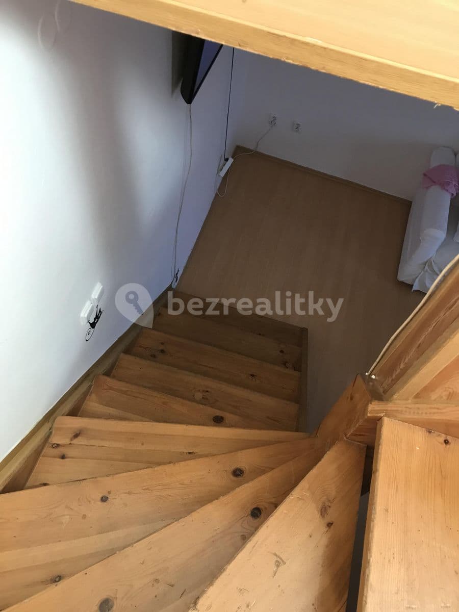 2 bedroom with open-plan kitchen flat to rent, 80 m², Patejdlova, Kladno, Středočeský Region 2 bedroom with open-plan kitchen flat to rent, 80 m², Patejdlova, Kladno, Středočeský Region