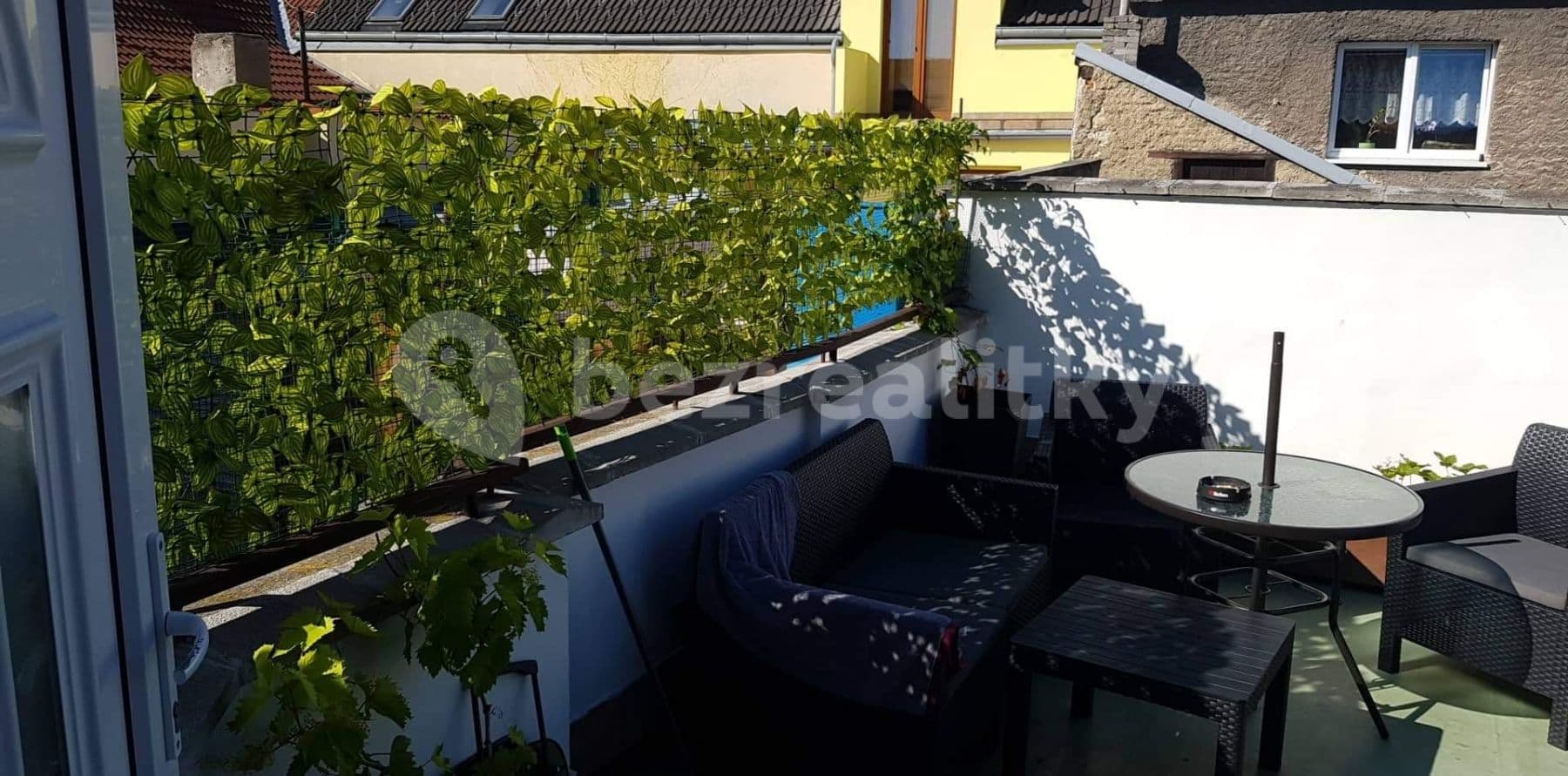 2 bedroom with open-plan kitchen flat to rent, 80 m², Patejdlova, Kladno, Středočeský Region 2 bedroom with open-plan kitchen flat to rent, 80 m², Patejdlova, Kladno, Středočeský Region