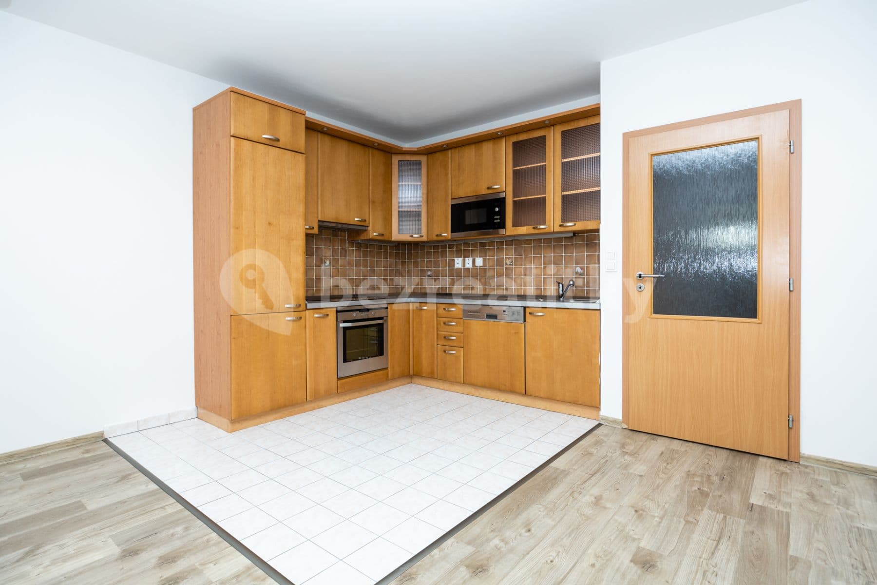 1 bedroom with open-plan kitchen flat to rent, 71 m², Boloňská, Prague, Prague 1 bedroom with open-plan kitchen flat to rent, 71 m², Boloňská, Prague, Prague