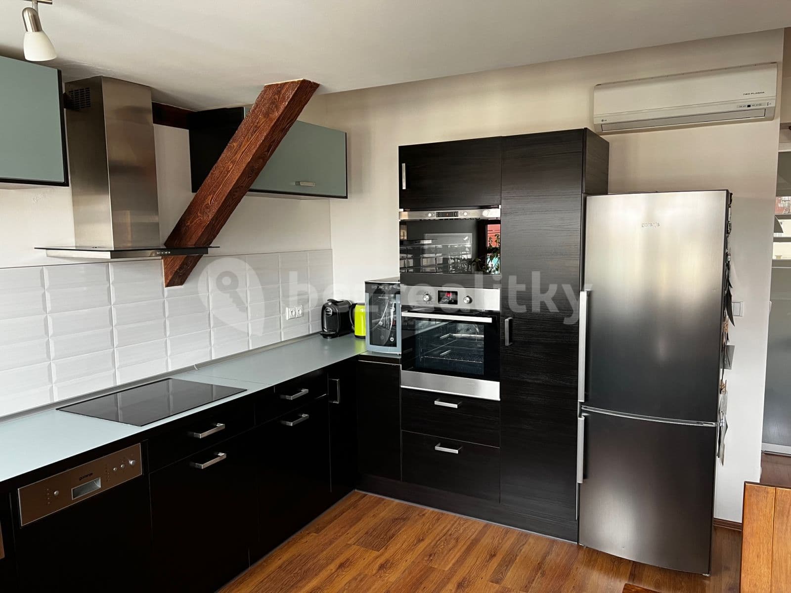 2 bedroom with open-plan kitchen flat to rent, 80 m², Kovářská, Prague, Prague 2 bedroom with open-plan kitchen flat to rent, 80 m², Kovářská, Prague, Prague